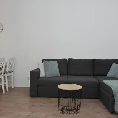 Relax With Jacuzzi Split Area * Zrnovnica